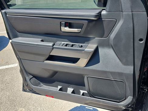 Used 2025 Toyota Tundra SR5 AWD/4WD image 27