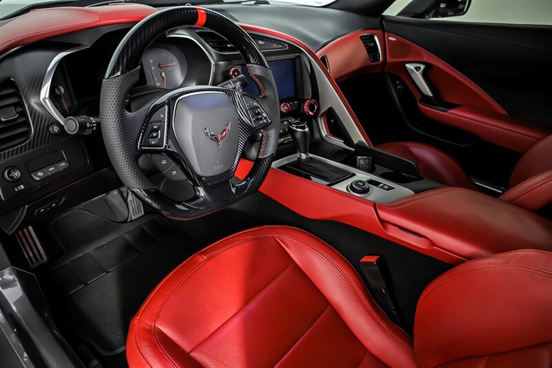 Used 2016 Chevrolet Corvette Z06 w/ 3LZ Preferred Equipment Group RWD image 17
