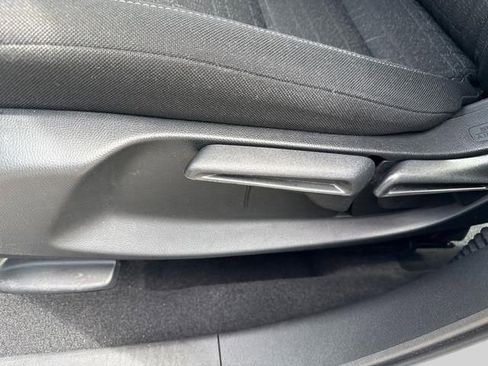 Certified 2024 Honda HR-V LX image 4