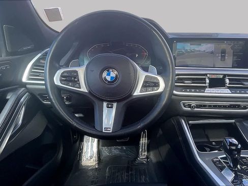 Certified 2022 BMW X6 xDrive40i w/ M Sport Package AWD/4WD image 5