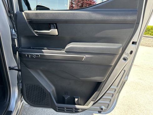 Certified 2024 Toyota Tacoma TRD Off-Road image 14