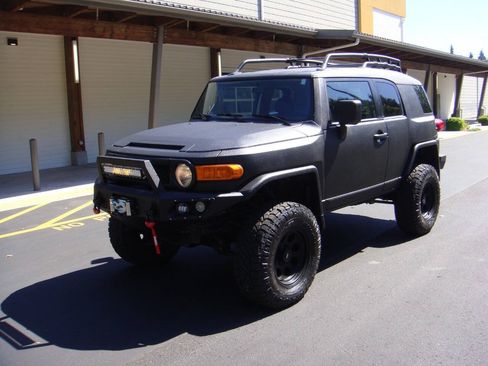 Used 2007 Toyota FJ Cruiser 4WD image 1
