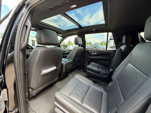 Used 2022 Chevrolet Tahoe LT w/ LT Signature Plus Package AWD/4WD image 33