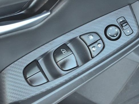 Used 2024 Nissan Sentra SV image 16