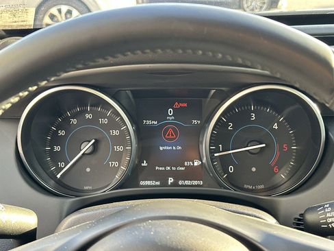 Used 2017 Jaguar XE Premium image 10