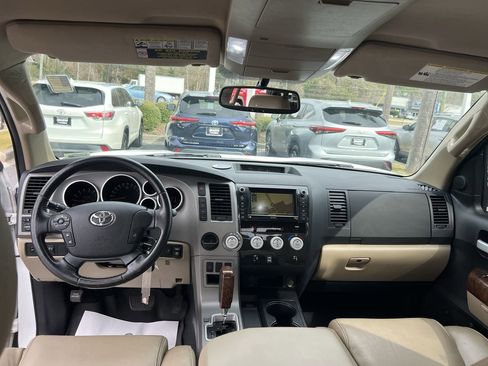 Used 2013 Toyota Tundra Limited image 31