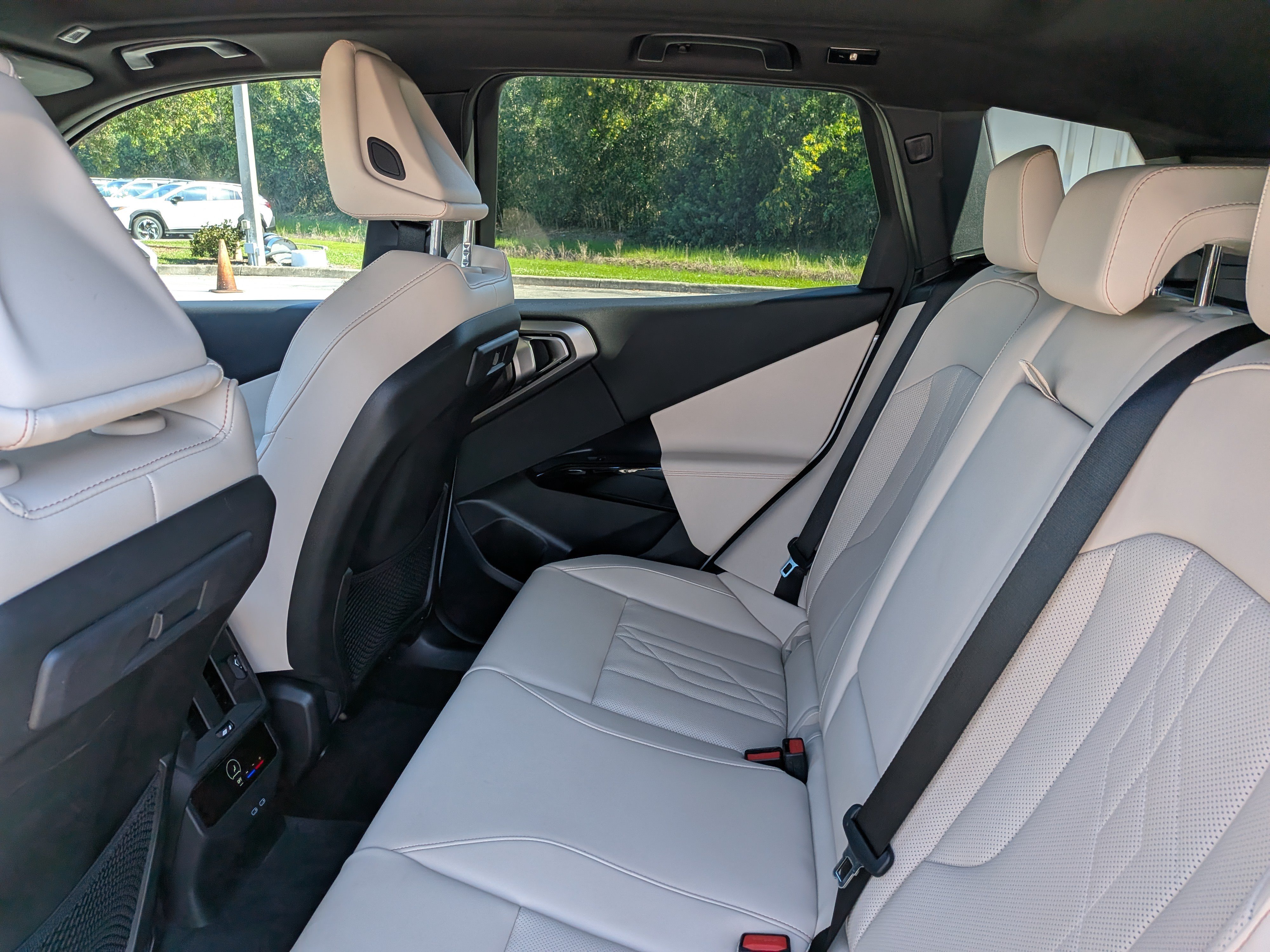 Used 2026 BMW X3 xDrive30i w/ Premium Package AWD/4WD image 15