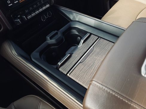 Used 2023 RAM 3500 Limited image 18