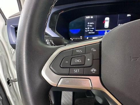 Used 2022 Volkswagen Taos SE image 21