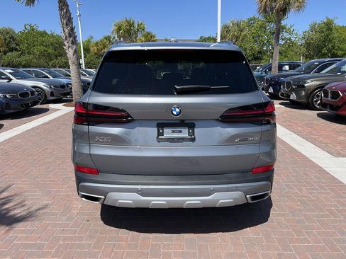 Used 2026 BMW X5 xDrive40i image 9