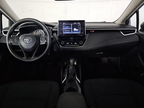 Used 2021 Toyota Corolla LE FWD image 11