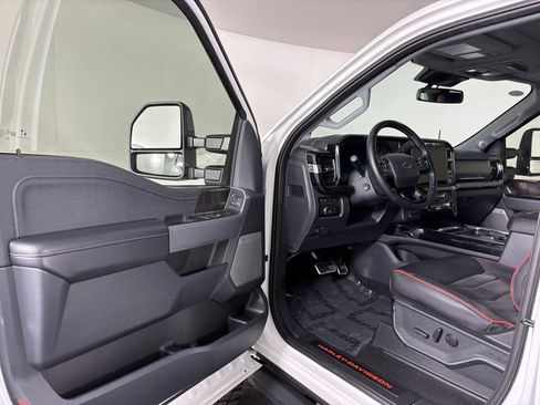 Used 2024 Ford F250 Lariat w/ Lariat Ultimate Package image 12