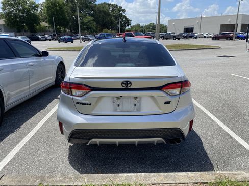 Used 2021 Toyota Corolla SE FWD image 9