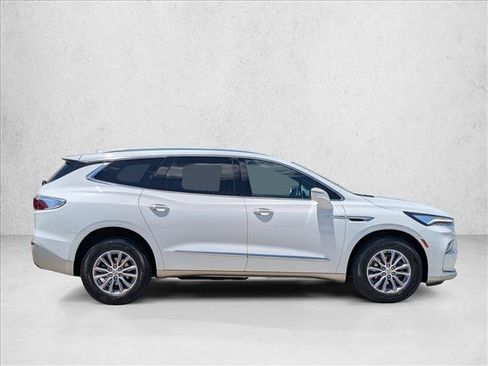 Used 2024 Buick Enclave Premium FWD image 4