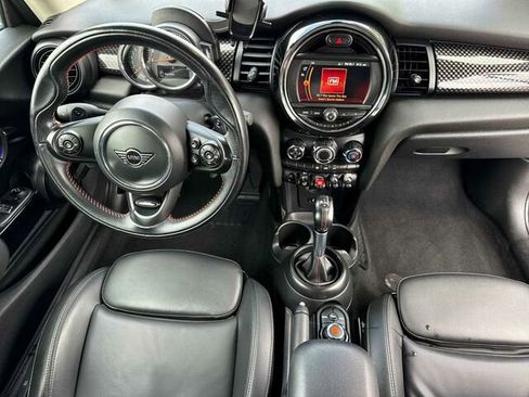 Used 2019 MINI Cooper S image 15