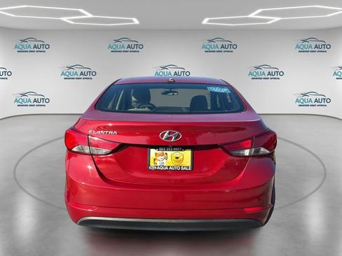 Used 2016 Hyundai Elantra SE w/ Option Group 02 FWD image 6