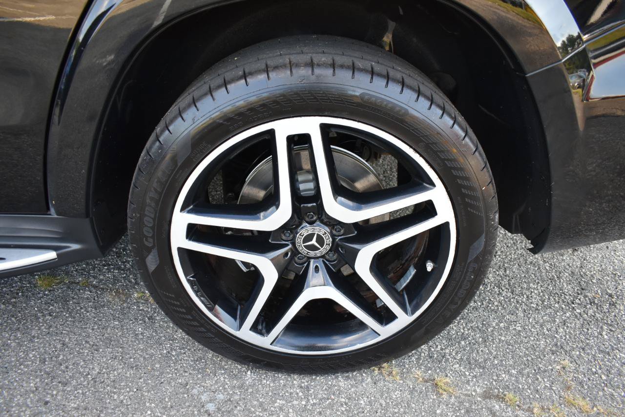 Used 2017 Mercedes-Benz GLS 550 4MATIC image 35