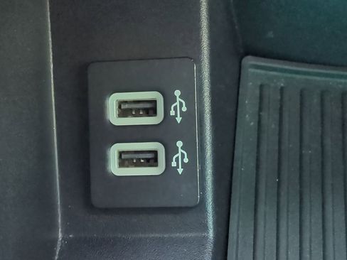 Used 2020 Ford F150 Raptor w/ Equipment Group 802A Luxury image 35