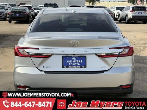 Used 2026 Toyota Camry LE image 8