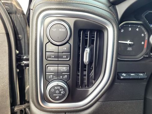 Used 2022 GMC Sierra 1500 AT4 w/ AT4 Carbonpro Edition image 16