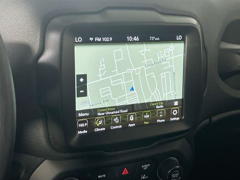 Used 2023 Jeep Renegade Limited AWD/4WD image 13