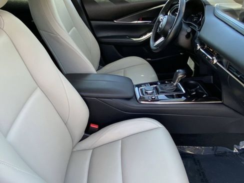 Used 2021 MAZDA CX-30 FWD 2.5 S w/ Preferred Package image 16