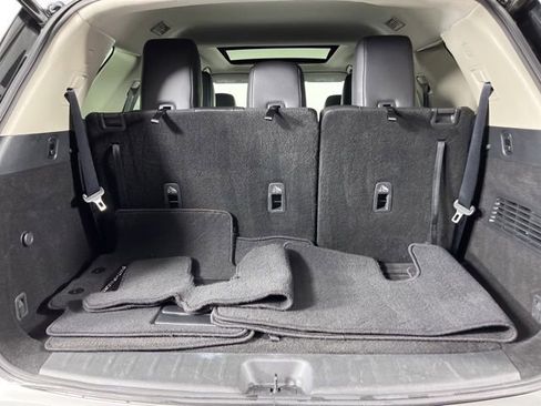 Used 2023 Nissan Pathfinder SL w/ SL Premium Package FWD image 51