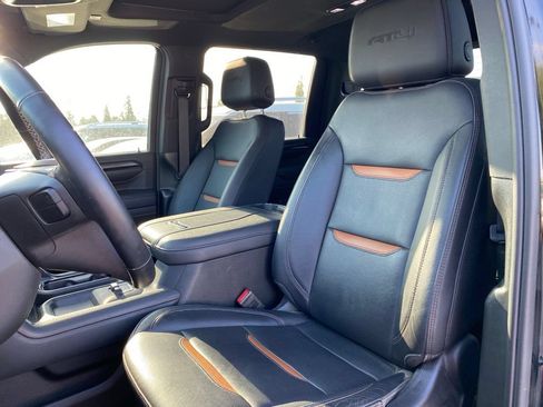 Used 2024 GMC Sierra 2500 AT4 w/ AT4 Premium Plus Package AWD/4WD image 9