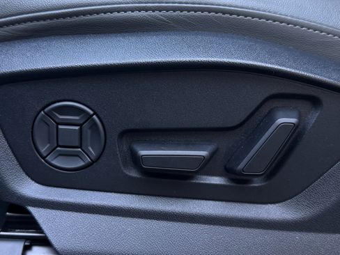 Used 2025 Audi Q7 3.0T Premium Plus image 16