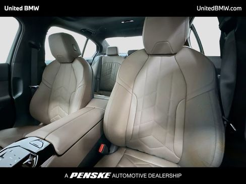 New 2026 BMW i5 eDrive40 image 5