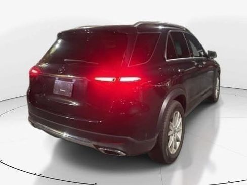 Used 2024 Mercedes-Benz GLE 450e 4MATIC image 5