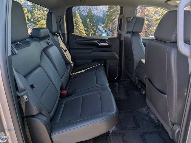 Used 2025 GMC Sierra 1500 SLT AWD/4WD image 18