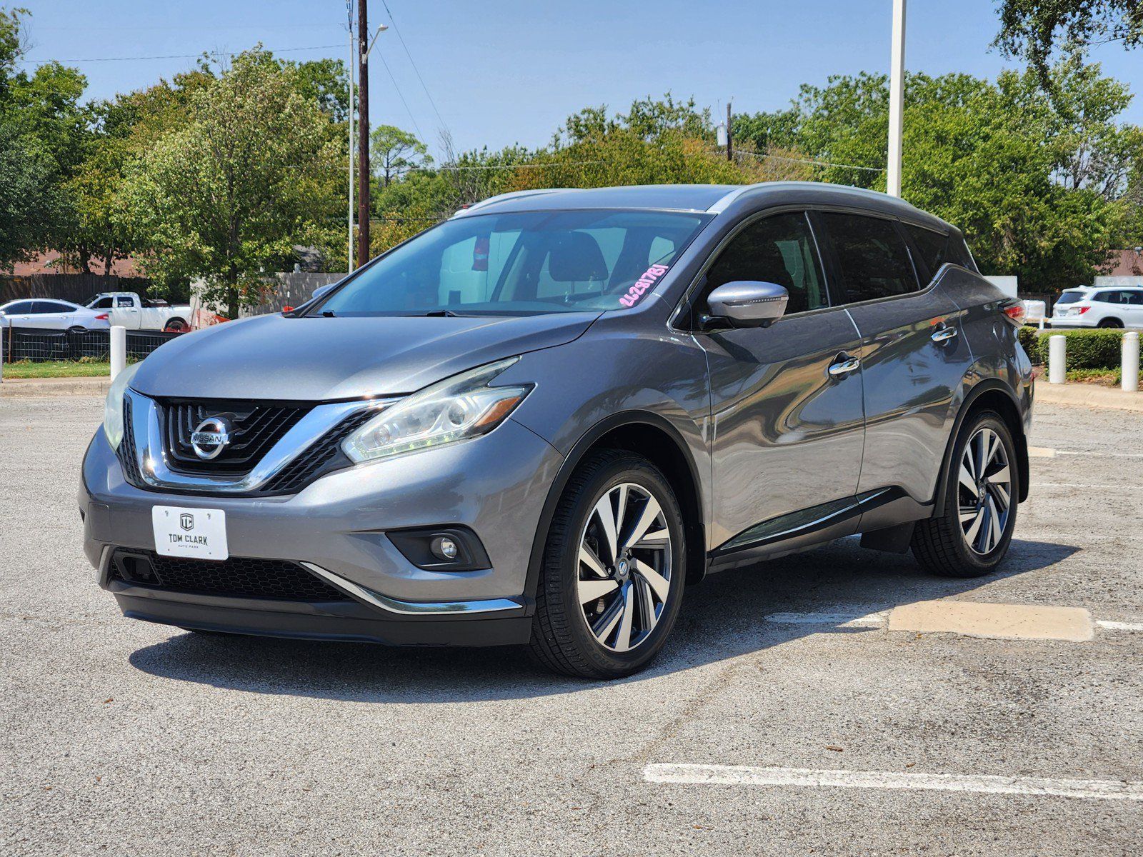 Used 2018 Nissan Murano Platinum FWD image 2