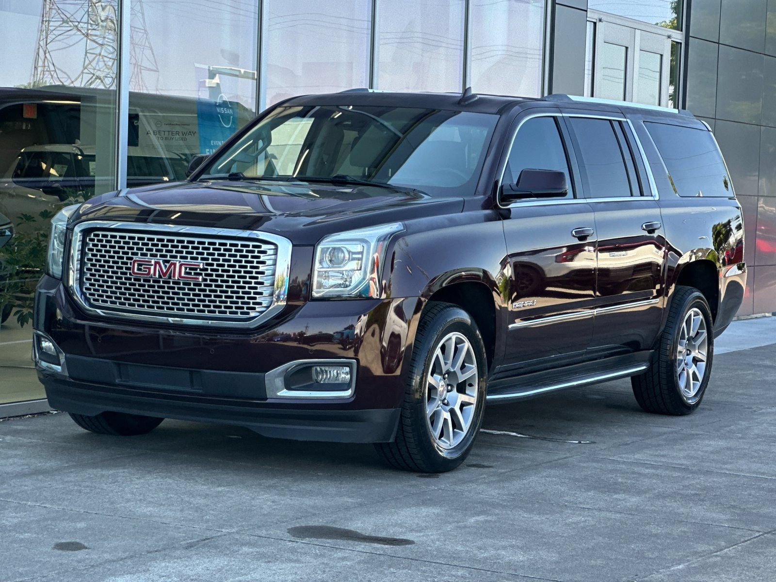 Used 2017 GMC Yukon XL Denali w/ Open Road Package AWD/4WD image 7