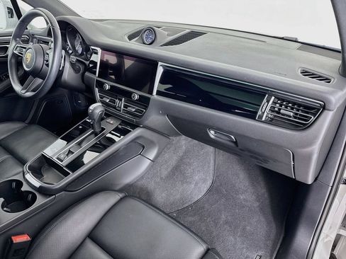 Certified 2023 Porsche Macan S AWD/4WD image 30