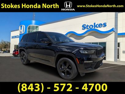 Used 2025 Jeep Grand Cherokee Limited w/ Black Appearance Package