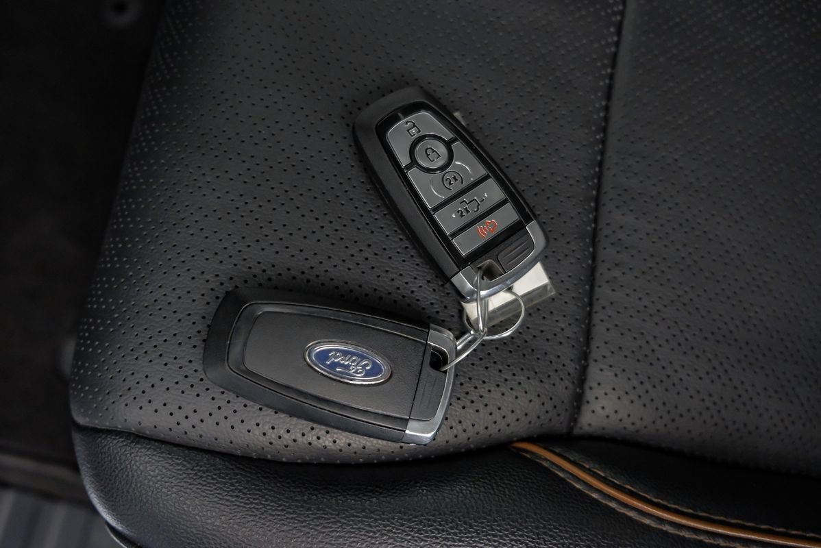 Used 2025 Ford F250 Lariat AWD/4WD image 69