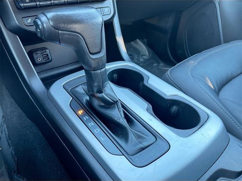 Used 2021 Chevrolet Colorado ZR2 image 17