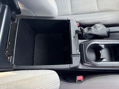 Used 2019 Toyota Tacoma SR w/ SR Convenience Package RWD image 13
