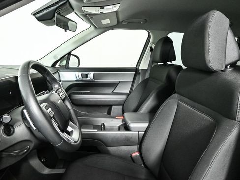 Used 2024 Hyundai Santa Fe SE image 10