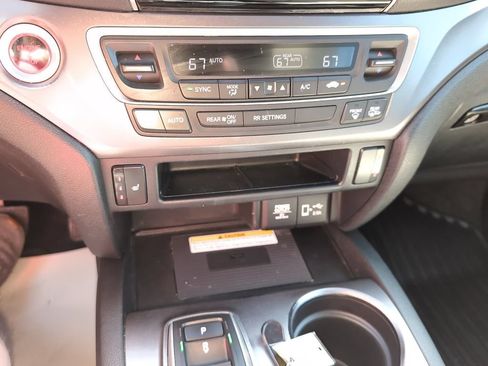 Used 2023 Honda Passport EX-L image 23
