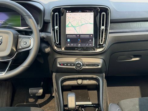 Certified 2023 Volvo C40 P8 Recharge Plus w/ Climate Package AWD/4WD image 24
