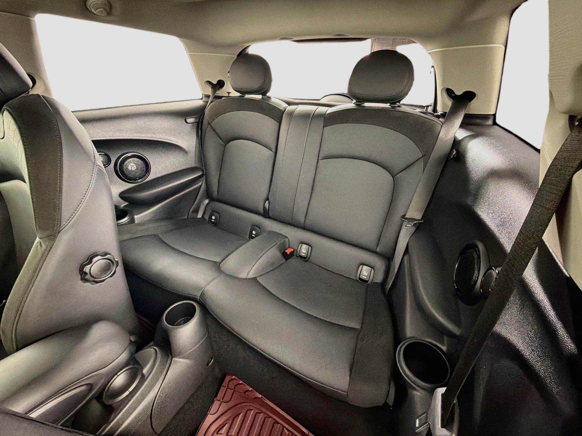 Used 2024 MINI Cooper SE FWD image 26