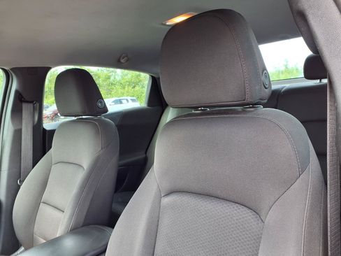 Used 2018 Chevrolet Malibu LS FWD image 25