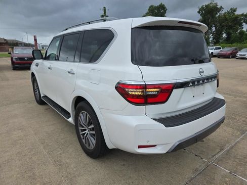 Used 2023 Nissan Armada SL w/ Captain's Chairs Package RWD image 10