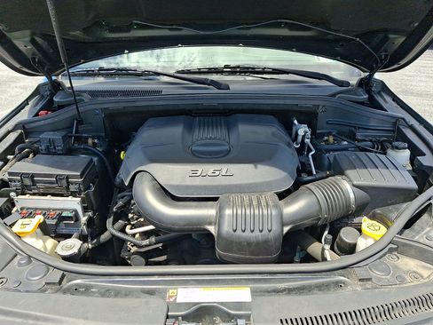 Used 2011 Jeep Grand Cherokee Overland AWD/4WD image 30