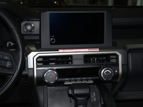 New 2025 Toyota Tacoma SR5 image 9