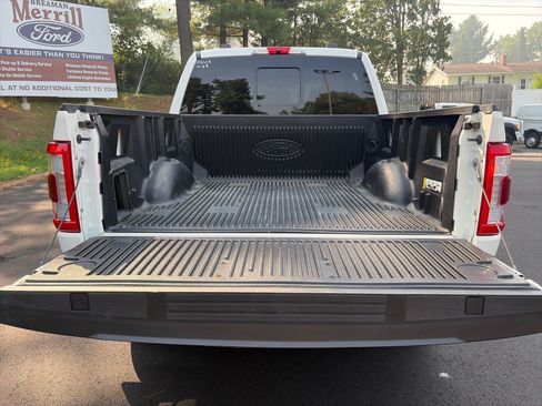 Used 2022 Ford F150 Lariat w/ Equipment Group 502A High AWD/4WD image 8