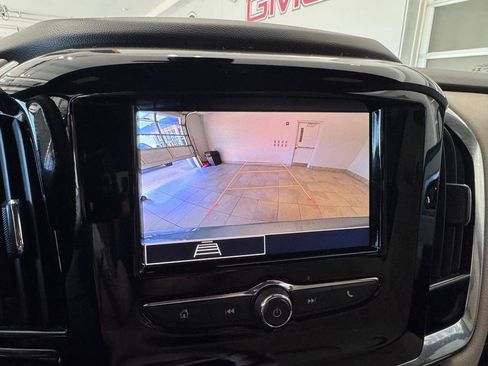 Certified 2023 Chevrolet Traverse LS AWD/4WD image 20