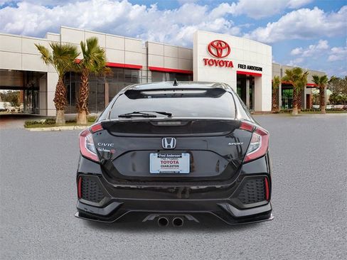 Used 2019 Honda Civic Sport image 5